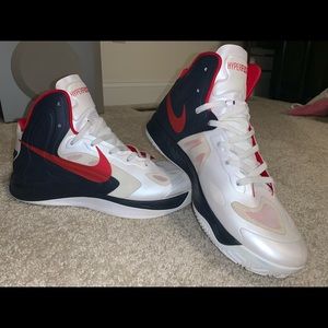 Nike Hyperfuse ‘White/Red -Obsidian’